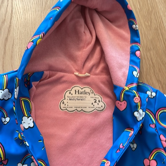 Girls Hatley Raincoat, 2t - Picture 3 of 6